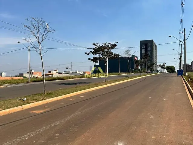Terreno com 528m², à venda, no bairro Jardim dos Ipês em Salto