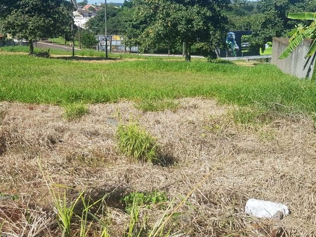 Terreno com 405m², à venda, no bairro Jardim Eldorado em Cambé