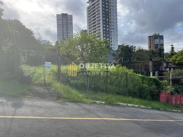 Terreno com 864m², à venda, no bairro Centro em Novo Hamburgo