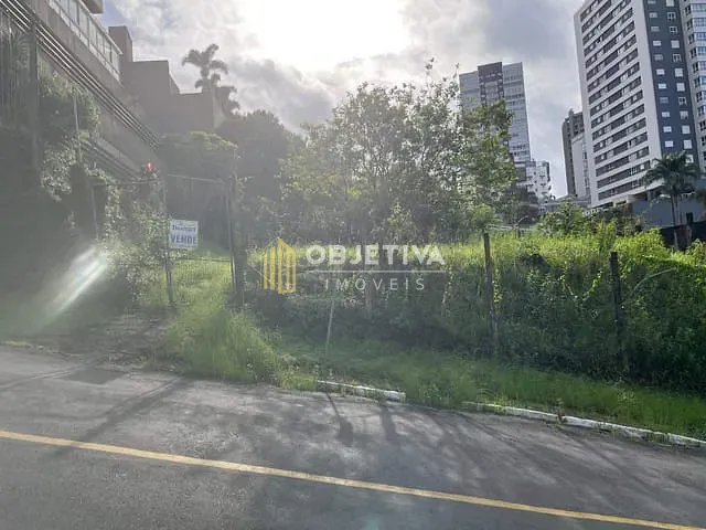 Terreno com 864m², à venda, no bairro Centro em Novo Hamburgo
