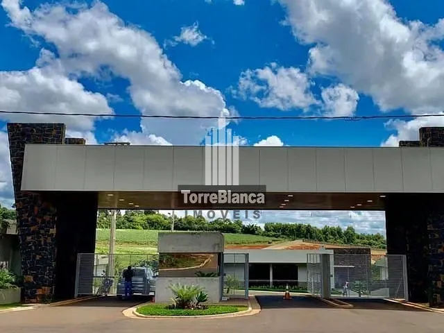 Terreno com 313m², à venda, no bairro Colônia Dona Luiza em Ponta Grossa