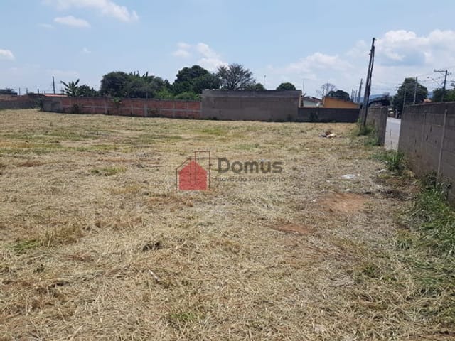 Terreno com 421m², à venda, no bairro Feital em Pindamonhangaba