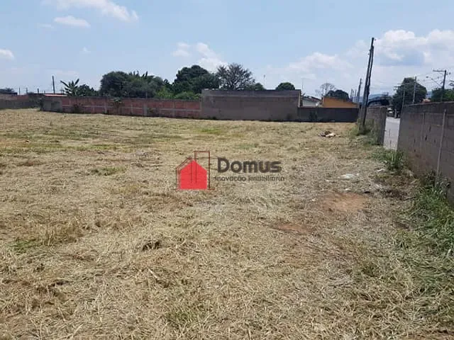 Terreno com 421m², à venda, no bairro Feital em Pindamonhangaba