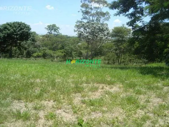 Terreno com 350m², à venda, no bairro Jardim Paulista em São José dos Campos