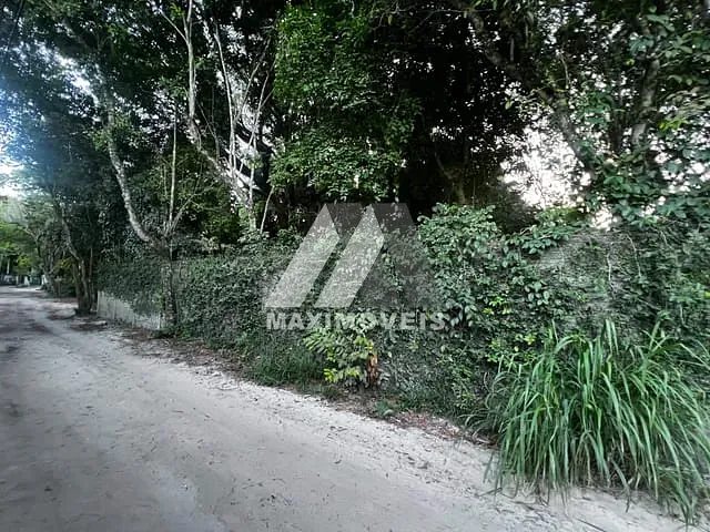 Terreno com 750m², à venda, no bairro Arraial D'Ajuda em Porto Seguro