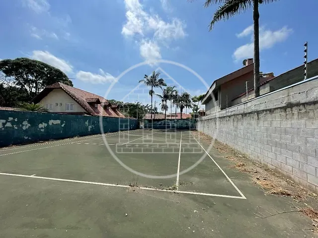 Terreno com 561m², à venda, no bairro Interlagos em São Paulo