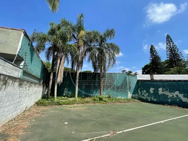 Terreno com 561m², à venda, no bairro Interlagos em São Paulo