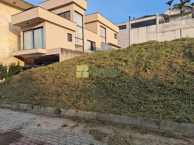 Terreno com 450m², à venda, no bairro Condomínio Residencial Jaguary em São José dos Campos