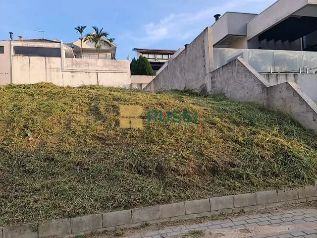 Terreno com 450m², à venda, no bairro Condomínio Residencial Jaguary em São José dos Campos