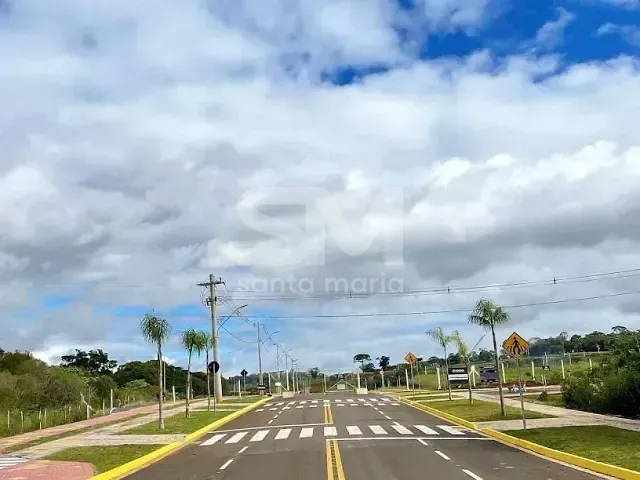 Terreno com 910m², à venda, no bairro Água Santa em Chapecó