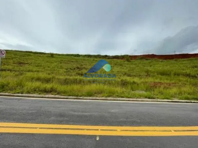 Terreno com 250m², à venda, no bairro Putim em São José dos Campos