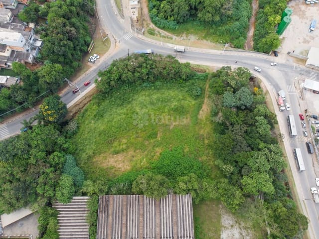 Terreno com 4500m², à venda, no bairro Jardim Alagoas em Santana de Parnaíba