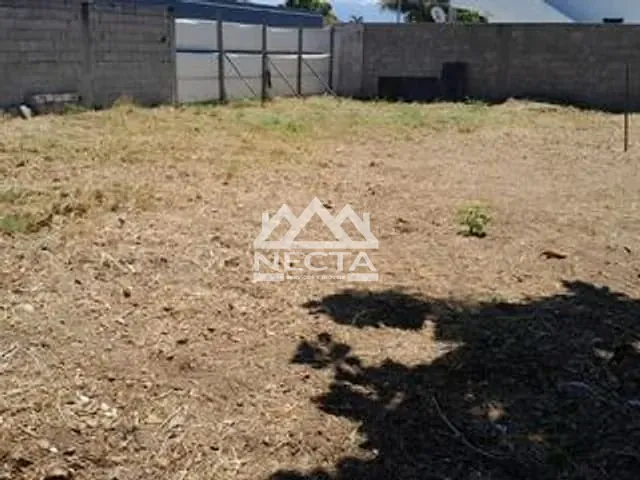 Terreno com 300m², à venda, no bairro Porto Novo em Caraguatatuba