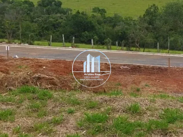 Terreno com 300m², à venda, no bairro Cidade Vergani em Pouso Alegre