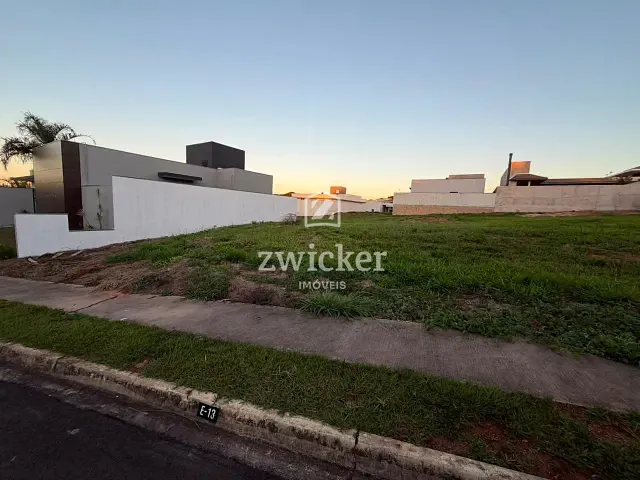 Terreno com 642m², à venda, no bairro Residencial Villa Lobos em Bauru