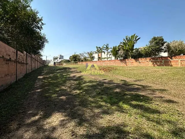 Terreno com 1514m², à venda, no bairro Terras de Mont Serrat em Salto