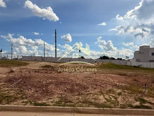 Terreno com 200m², à venda, no bairro São Sebastião em Cuiabá