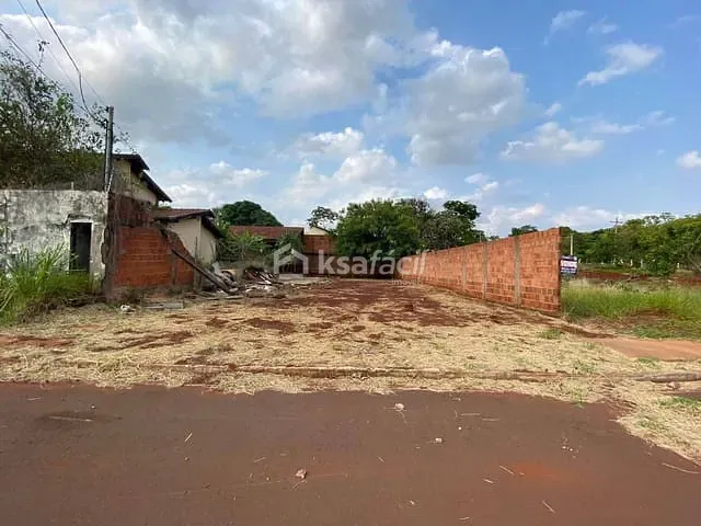 Terreno com 360m², à venda, no bairro Bairro Seminário em Campo Grande