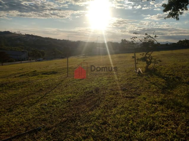 Terreno com 1044m², à venda, no bairro Chácara São Félix em Taubaté