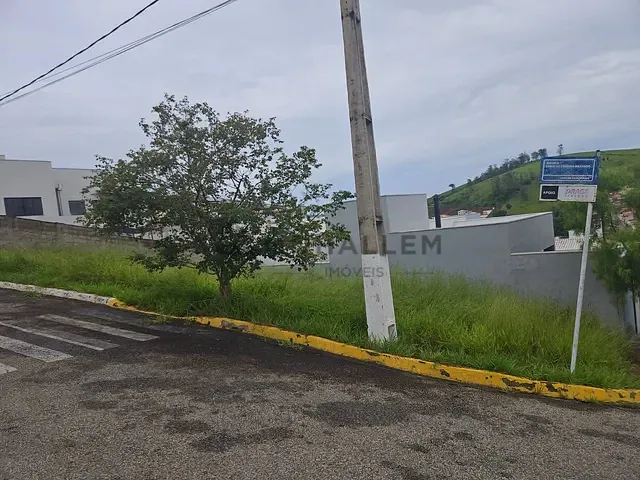 Terreno com 203m², à venda, no bairro Jardim Panorama em Piranguinho