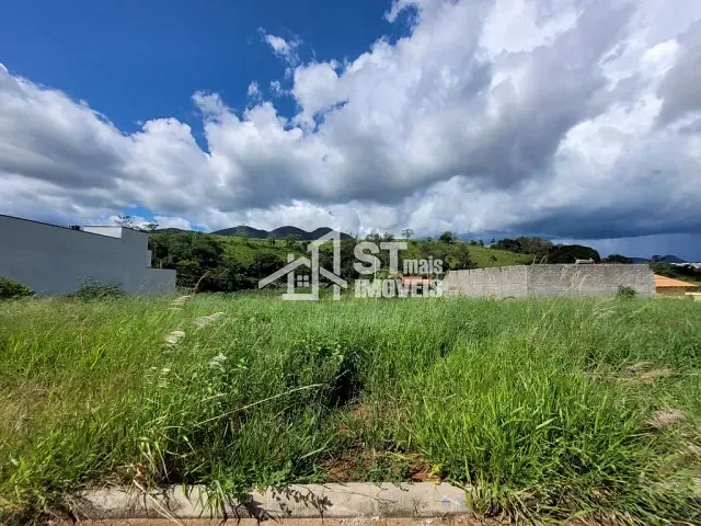 Terreno com 201m², à venda, no bairro São Cristovão em Andradas