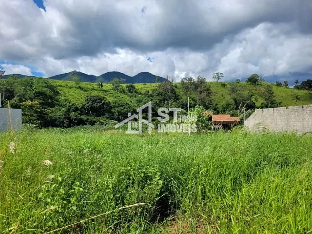 Terreno com 201m², à venda, no bairro São Cristovão em Andradas