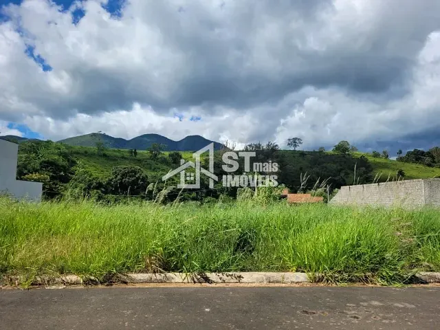 Terreno com 201m², à venda, no bairro São Cristovão em Andradas