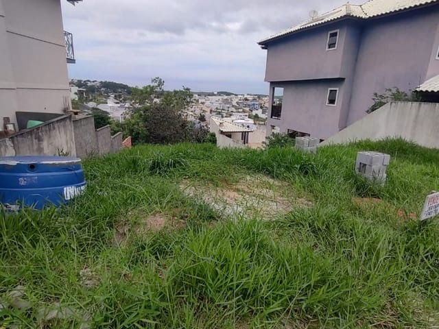 Terreno com 310m², à venda, no bairro Vale dos Cristais em Macaé