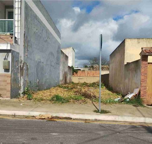 Terreno com 180m², à venda, no bairro Vivendas do Coqueiro I em Campos dos Goytacazes