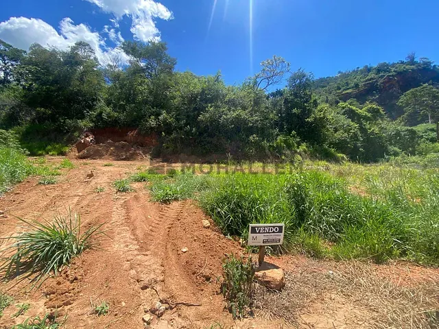 Terreno com 252m², à venda, no bairro Loteamento Vale das Hortênsias em Itajubá