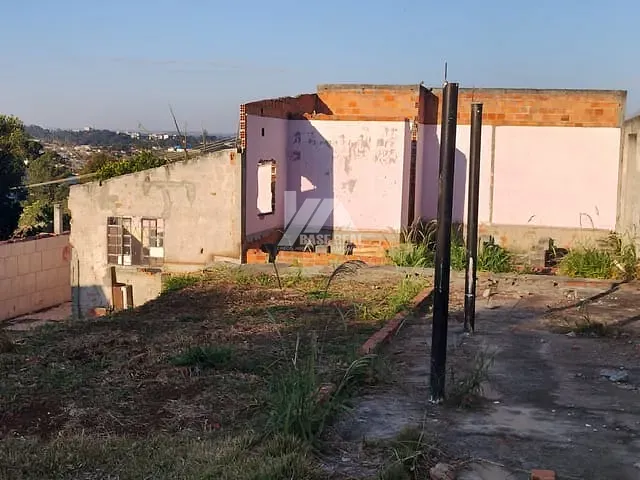 Terreno com 311m², à venda, no bairro Olarias em Ponta Grossa