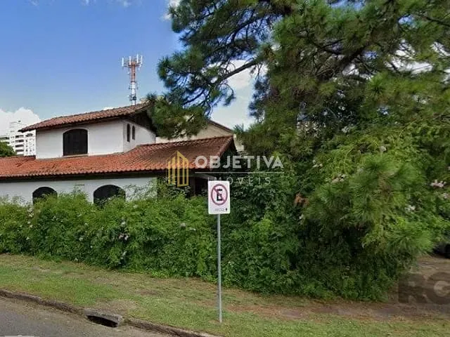 Terreno à venda, no bairro Cristo Redentor em Porto Alegre