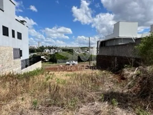 Terreno com 436m², à venda, no bairro Jardim Europa em Chapecó
