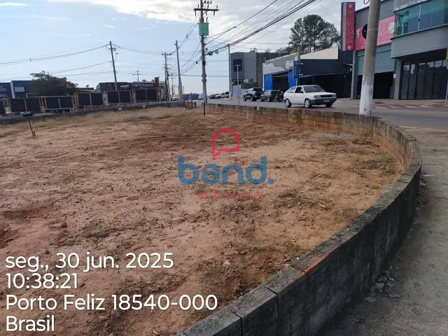 Terreno com 237m², para alugar, no bairro Centro em Porto Feliz
