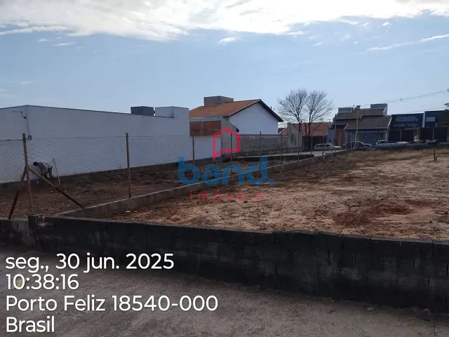 Terreno com 237m², para alugar, no bairro Centro em Porto Feliz