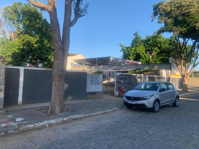 Terreno com 706m², à venda, no bairro Parque Bandeirantes em Campos dos Goytacazes