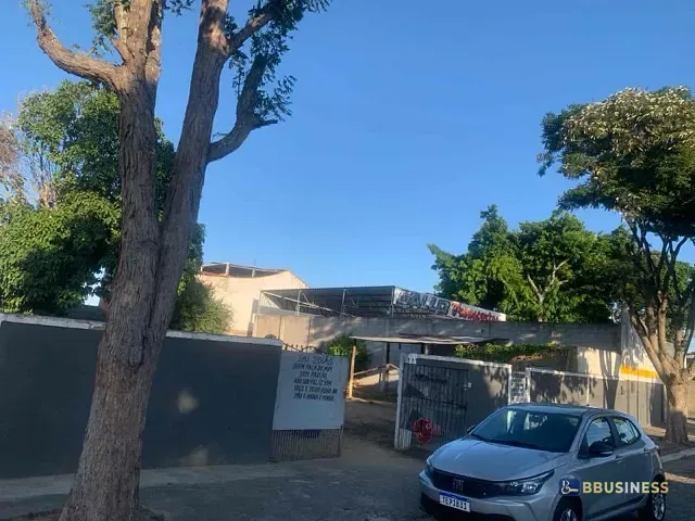 Terreno com 706m², à venda, no bairro Parque Bandeirantes em Campos dos Goytacazes