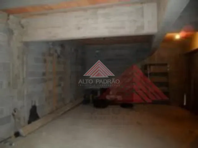 Terreno à venda, no bairro Jardim Zaira em Mauá