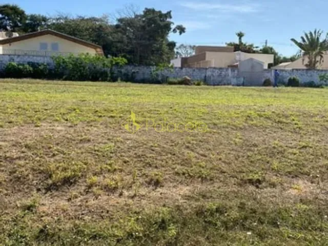 Terreno com 360m², à venda, no bairro Quiririm em Taubaté