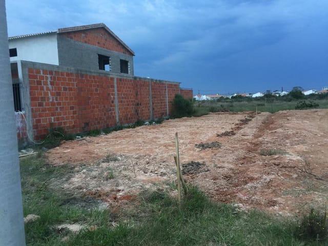 Terreno com 188m², à venda, no bairro Areal em Pelotas