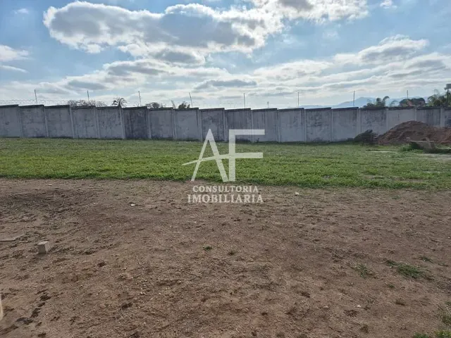 Terreno com 250m², à venda, no bairro Estrada Nova Taubaté em Tremembé