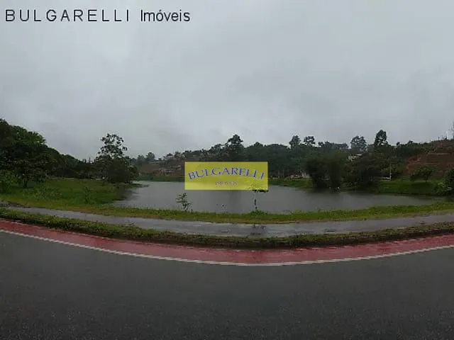Terreno com 1456m², à venda, no bairro LOTEAMENTO VALE AZUL I em Jundiaí