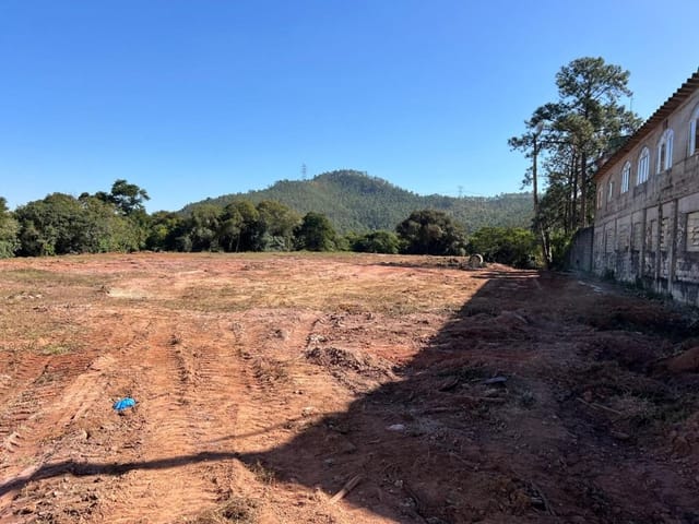 Terreno com 12000m², à venda ou para alugar, no bairro Jardim Leda (Fazendinha) em Santana de Parnaíba