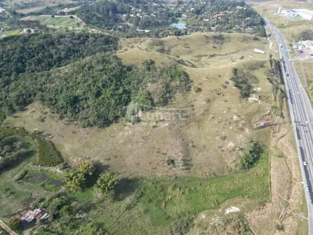 Terreno com 377000m², à venda, no bairro Centro em Jacareí