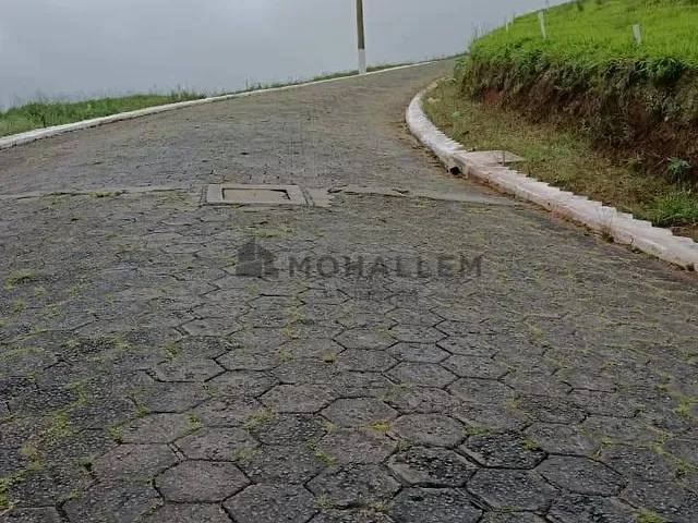 Terreno com 442m², à venda, no bairro Lage em Maria da Fé