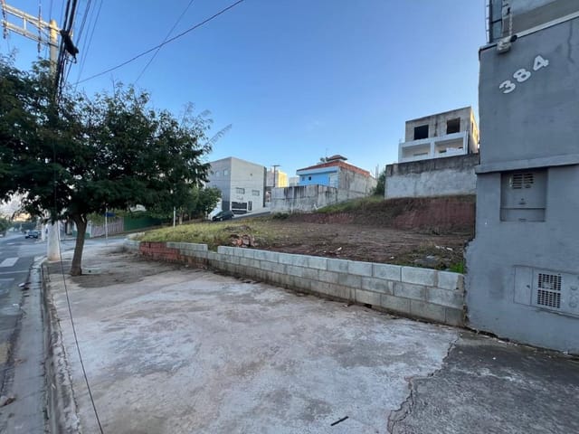Terreno com 550m², para alugar, no bairro Portais (Polvilho) em Cajamar