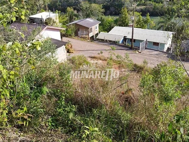 Terreno com 379m², à venda, no bairro Centro em Piratuba