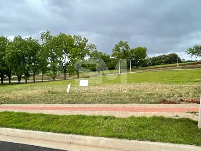 Terreno com 360m², à venda, no bairro Florência em Chapecó