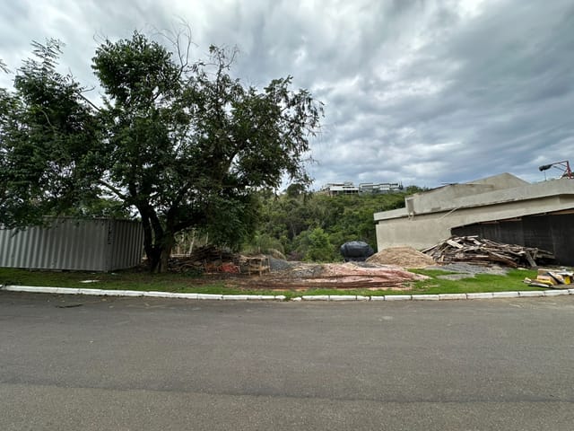 Terreno com 732m², à venda, no bairro Aeroporto em Juiz de Fora