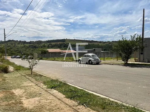 Terreno com 250m², à venda, no bairro Itapecerica em Taubaté